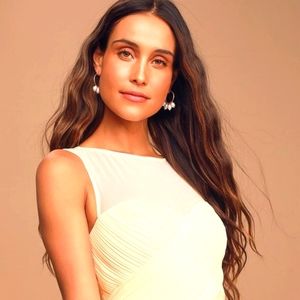 Lulus Some Type of Sway Cream Sleeveless Maxi Dress! NEW! Small